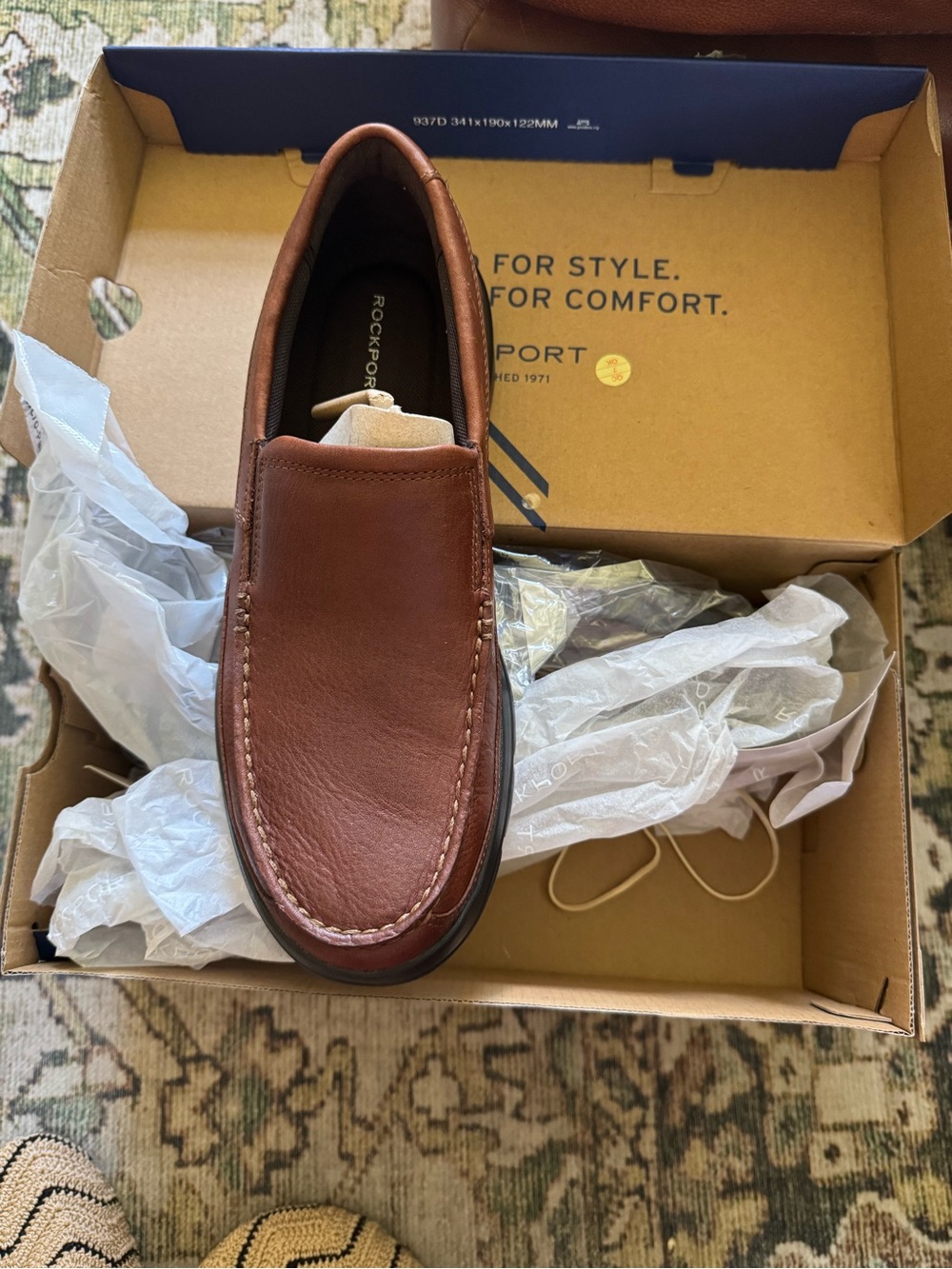 Rockport Men’s Chestnut Brown Leather Slip-On Loafer